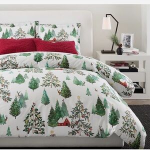 Pottery Barn Christmas in the Country - queen duvet cover & shams